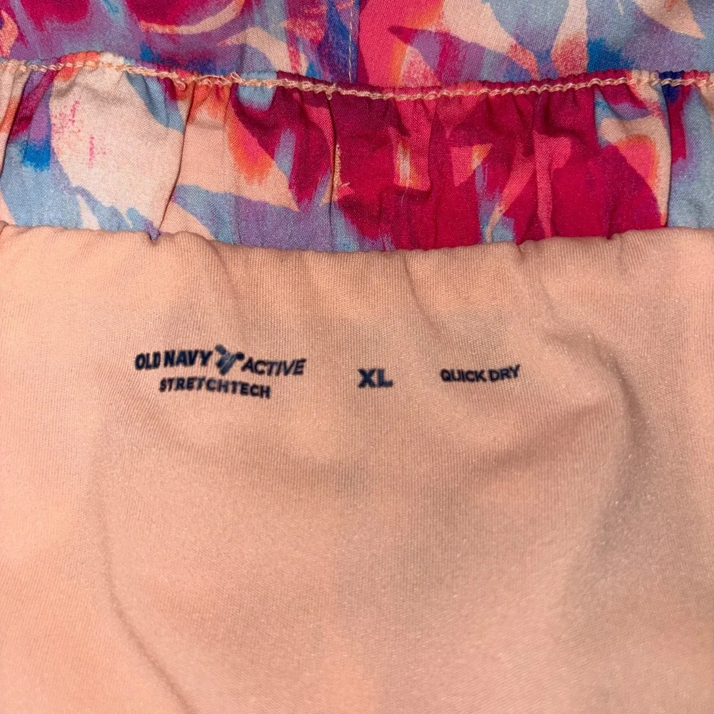 Old Navy StretchTech Quick Dry Athletic Shorts - Pink & Blue, XL